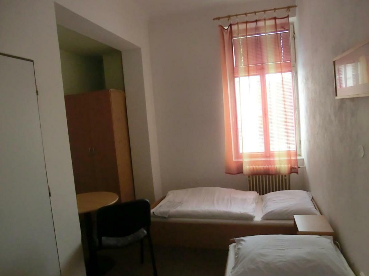 Hostel Milano Mariańskie Łaźnie Zewnętrze zdjęcie
